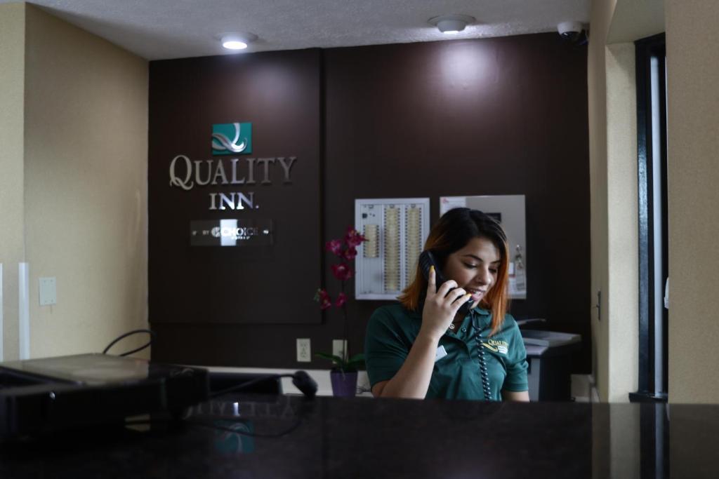 Quality Inn Columbus-East Kültér fotó