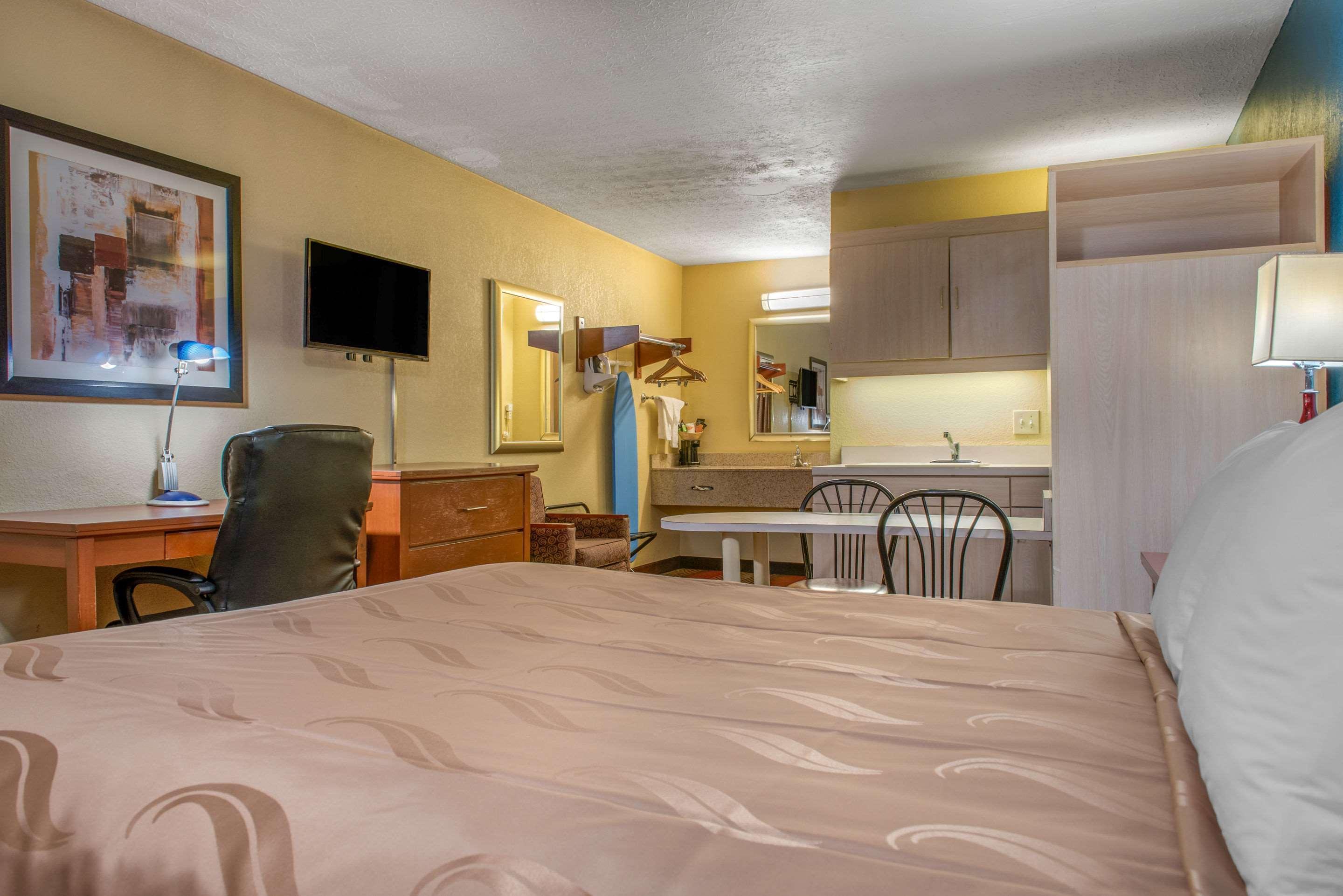 Quality Inn Columbus-East Kültér fotó