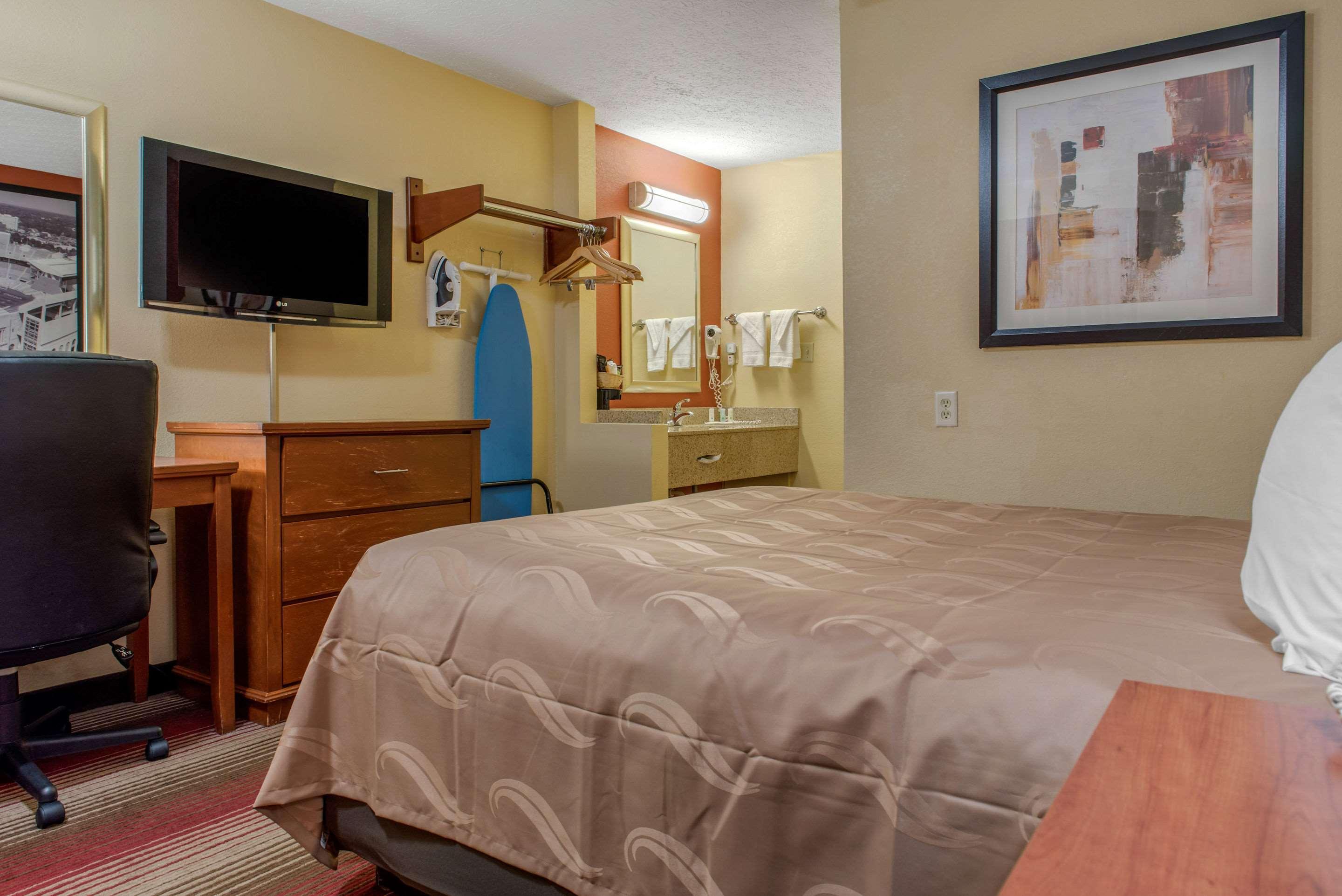 Quality Inn Columbus-East Kültér fotó