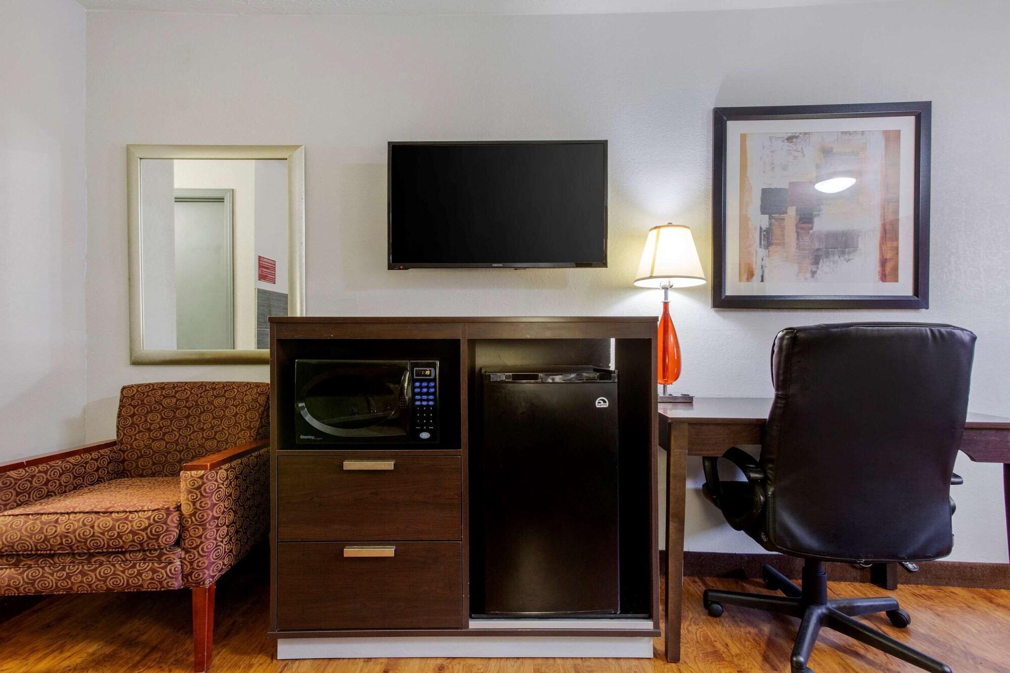 Quality Inn Columbus-East Kültér fotó