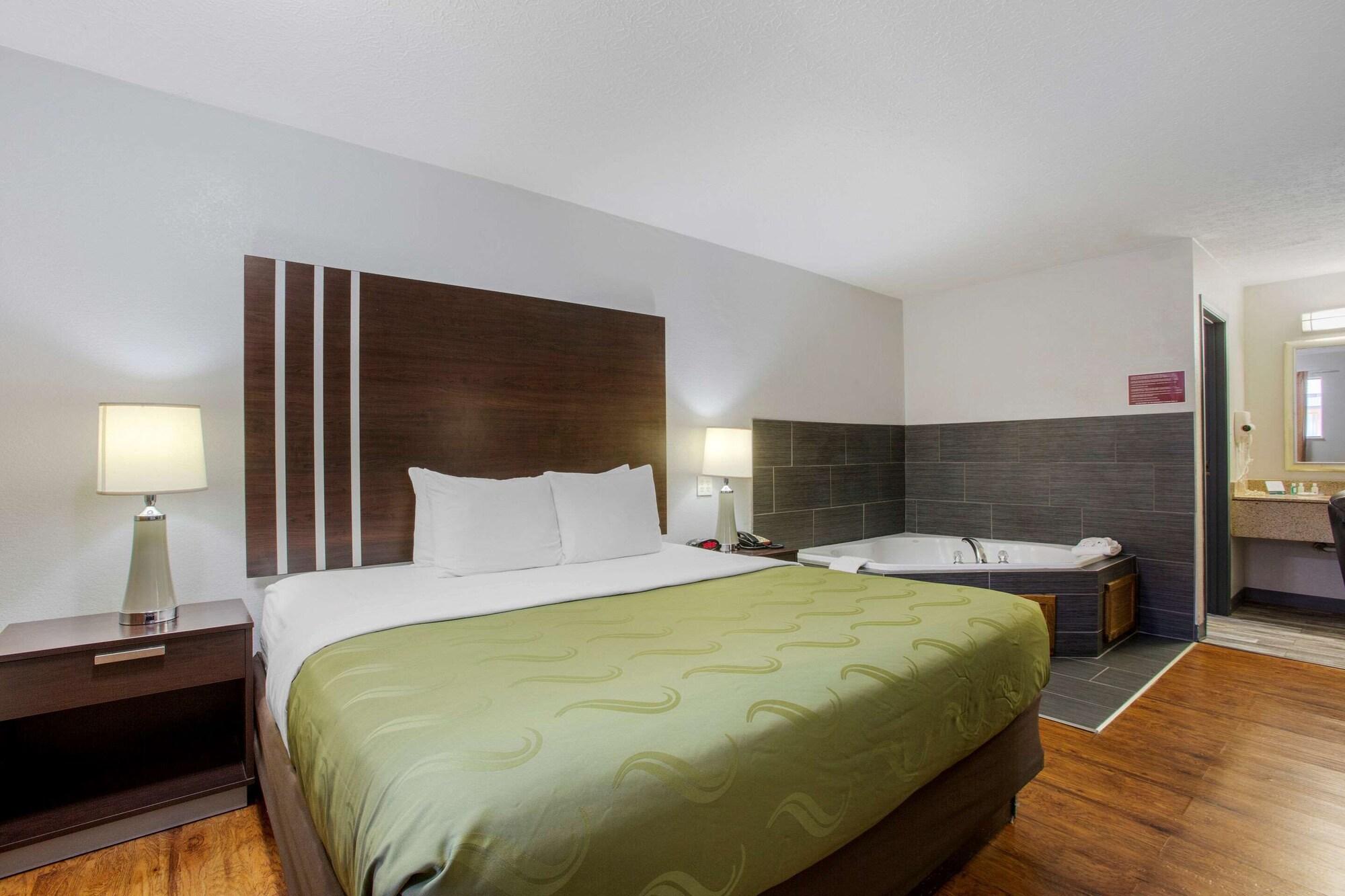 Quality Inn Columbus-East Kültér fotó