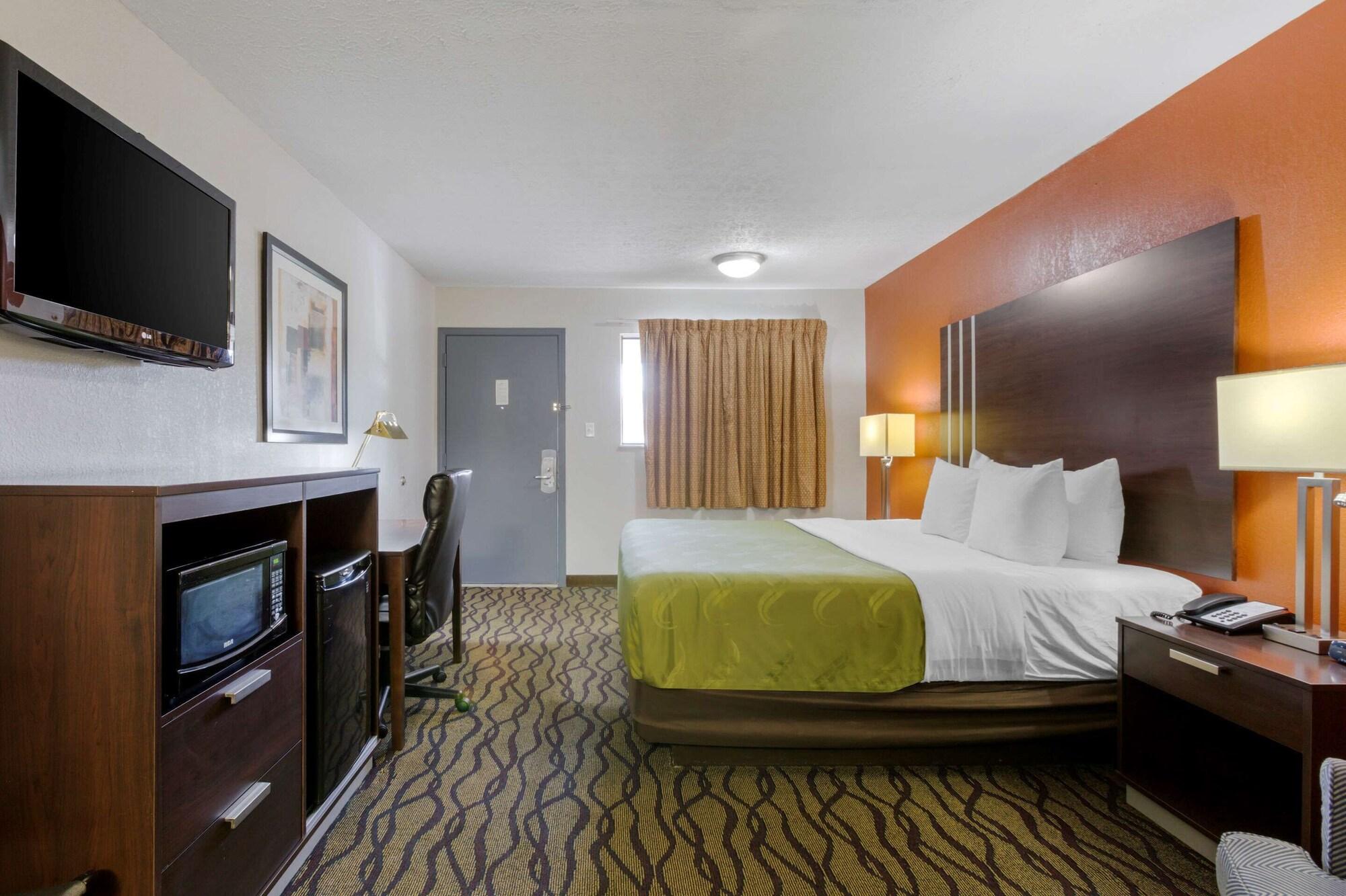 Quality Inn Columbus-East Kültér fotó